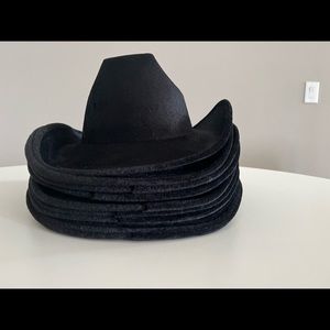 Set of 10 bachelorette party black suede cowgirl/cowboy hats